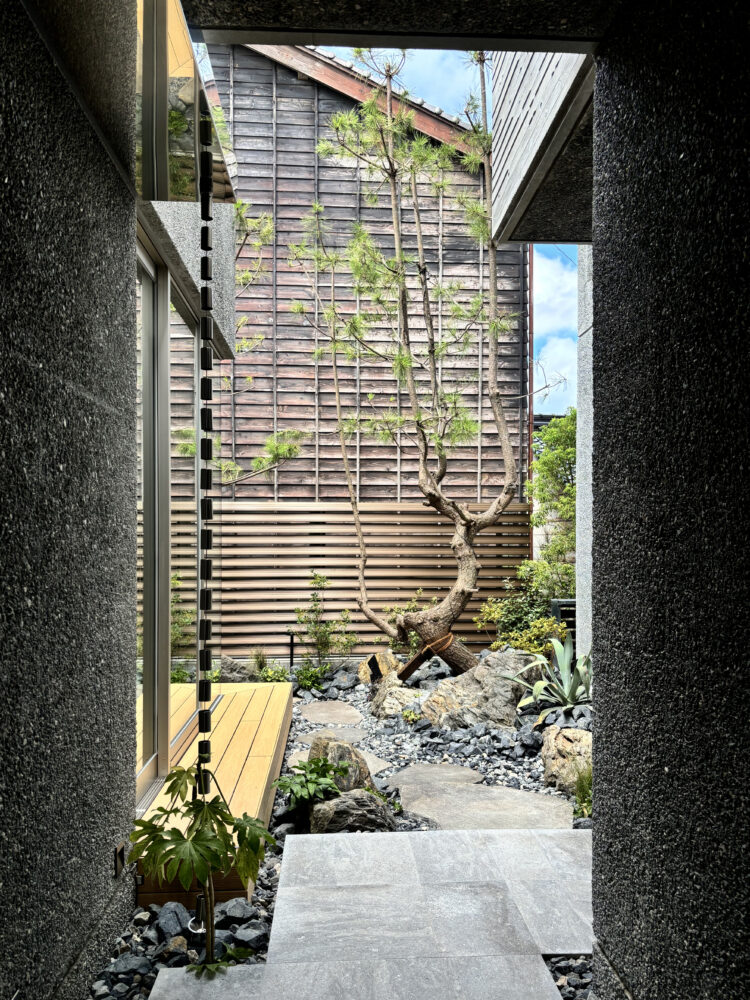 A house on the Rias Coas 事例画像