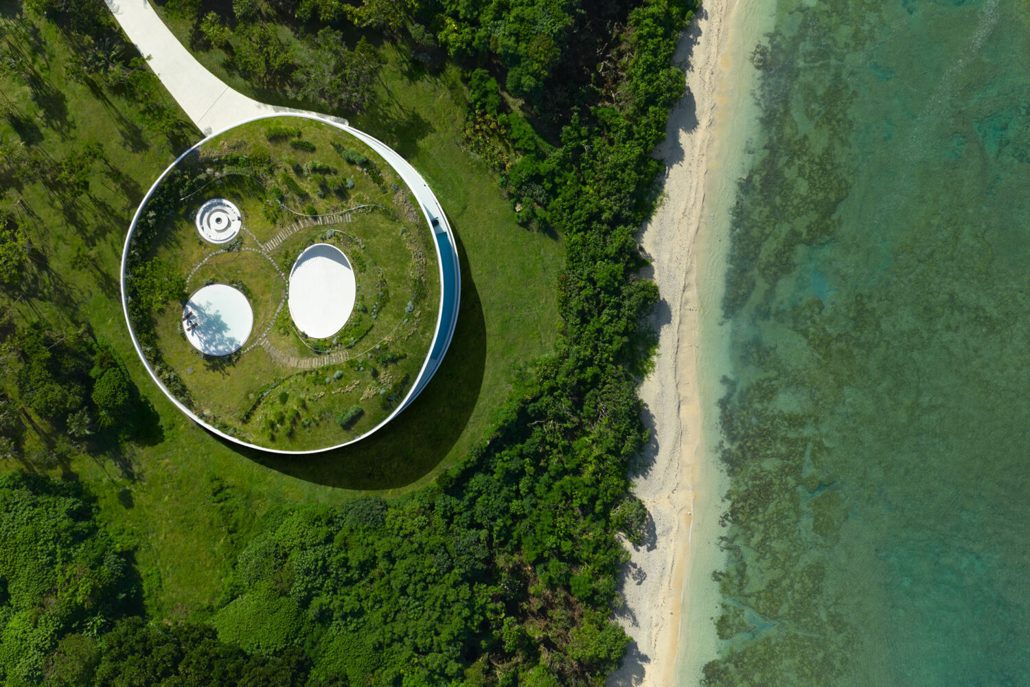 ランドスケープデザインを担当するNOT A HOTEL ISHIGAKI「EARTH」が開業しました イメージ画像